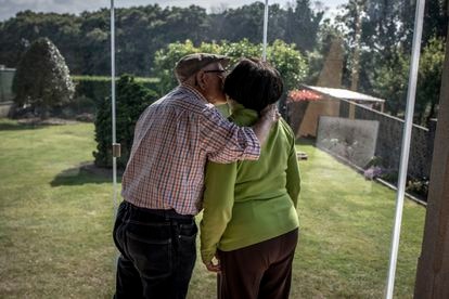 Yo también 2 Una pareja afectada por el alzhéimer en su vivienda en la provincia de A Coruña