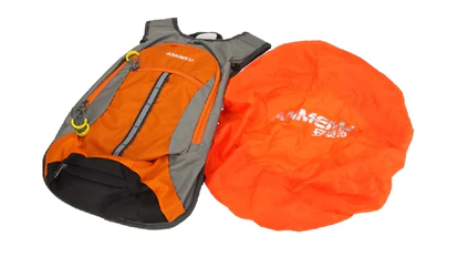 Ultraligera, ergonómica y resistente al agua: esta mochila para ir en bici o hacer ‘trekking’ está disponible en ocho colores 4 1628693192 622 Ultraligera ergonomica y resistente al agua esta mochila para ir