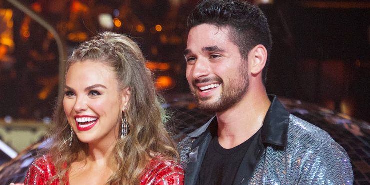 DWTS: un desglose de lo que se les paga a los bailarines, estrellas y presentadores 2 DWTS un desglose de lo que se les paga a.5