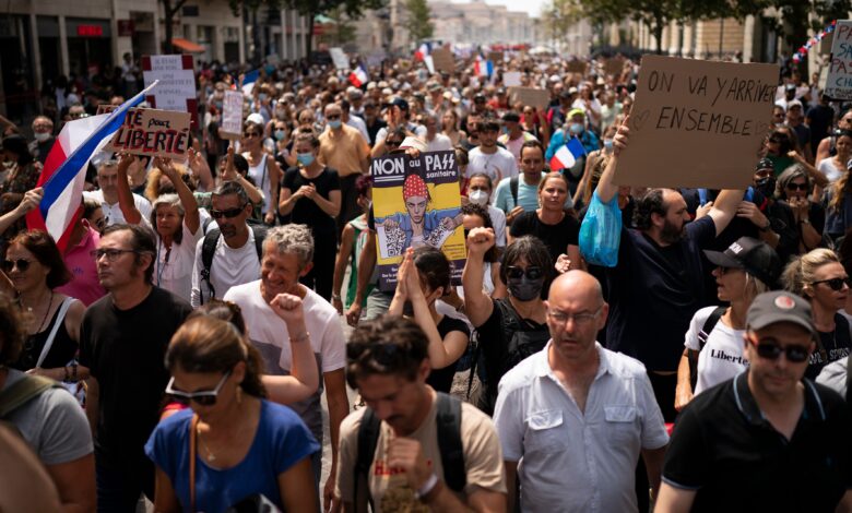 El antisemitismo contamina las protestas antivacunas en Francia 1 El antisemitismo contamina las protestas antivacunas en Francia