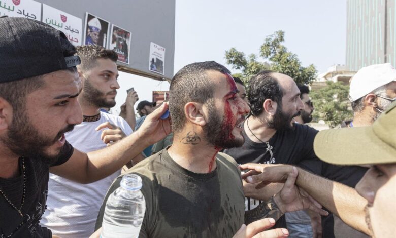 Líbano | Decenas de heridos en protestas por aniversario de explosiones en Beirut 1 Photo of Neto