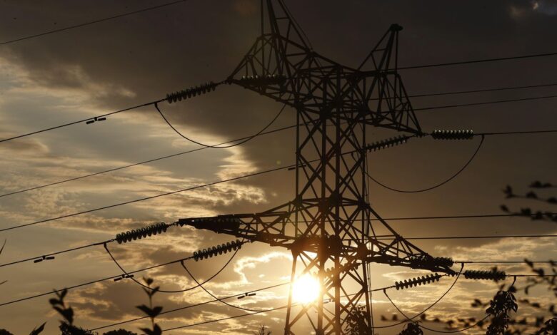 El precio de la luz se dispara a 140 euros el megavatio hora y pulveriza el récord histórico de ayer 1 1630517942 El precio de la luz se dispara a 140 euros