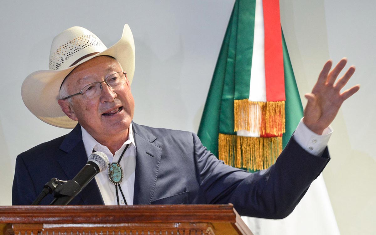 EU y México se comprometieron a regresar a los migrantes a sus países de origen: Ken Salazar 2 1631431961 953 Llego Ken Salazar a Mexico como nuevo embajador de EU