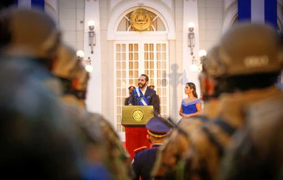 La polarización se instala en El Salvador de Bukele 3 El presidente Bukele durante su mensaje en la ceremonia del bicentenario de la independencia, la noche del 15 de septiembre.