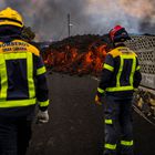 El panorama después de la lava: “Esto es muy duro, desaparecen casas delante de nuestros ojos” 3 DVD 1071 (20-09-21) La lava amenaza la localidad del Paraíso en el municipio del paso, tras la erupción volcánica en Cumbre Vieja, La Palma. Foto Samuel Sánchez