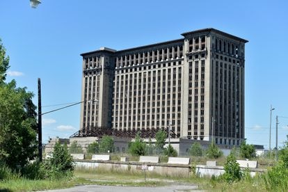 Una bancarrota y una pandemia después, Detroit vuelve a renacer 4 Este era el aspecto de la Michigan Central Station el 13 de agosto de 2014.