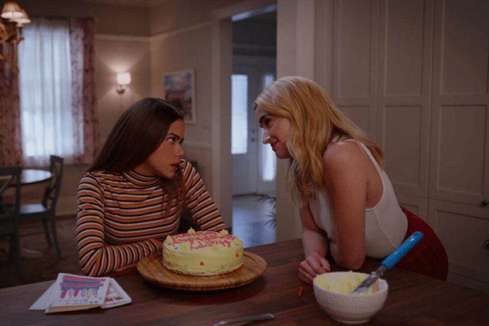 Temporada 2 de 'Ginny & Georgia': Comienza la filmación y todo lo que sabemos hasta ahora 10 ginny y georgia temporada 1 tráiler del reparto de la trama y fecha de lanzamiento de netflix howey gentry