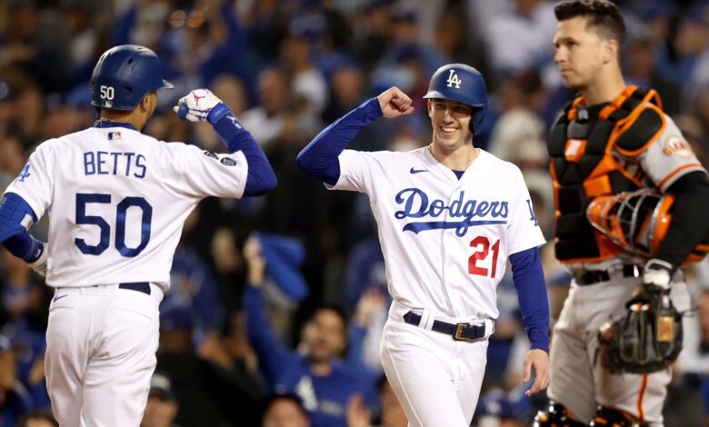 Dodgers y Gigantes se enfrentan en juego decisivo en San Francisco 1 1634254653 Dodgers y Gigantes se enfrentan en juego decisivo en San