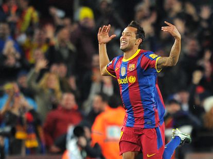 Recuerdos de mi primer ElClásico 7 Jeffren Suárez festeja el quinto gol del FC Barcelona ante el Real Madrid en ElClásico del 29 de noviembre de 2010.