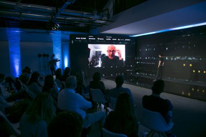 El peso de la ética en las nuevas tecnologías 3 Rafael Yuste, neurobiólogo y catedrático en la Universidad de Columbia, en una videollamada durante el evento.