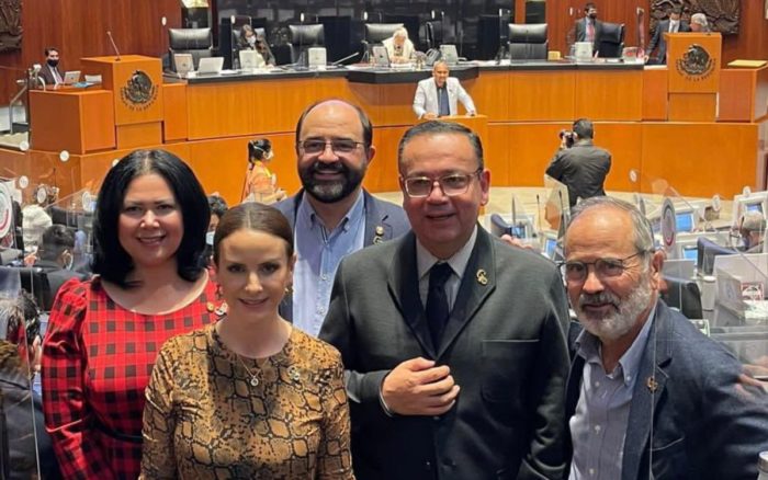 Senado reconoce a ‘Grupo Plural’, pero le niega formación parlamentaria y voto en la mesa directiva 1 1635298044 Senado reconoce a ‘Grupo Plural pero le niega formacion parlamentaria