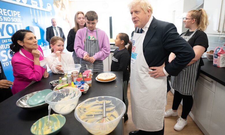 Johnson se niega a suavizar su política migratoria para paliar la crisis de suministro 1 Johnson se niega a suavizar su politica migratoria para paliar