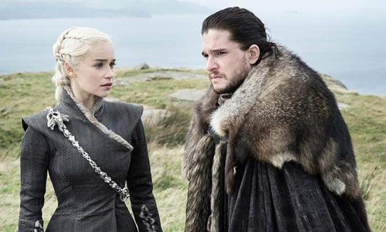 La estrella de Game of Thrones dice que pueden sentir un "poco de dolor" al ver una serie de precuelas 1 La estrella de Game of Thrones dice que pueden sentir
