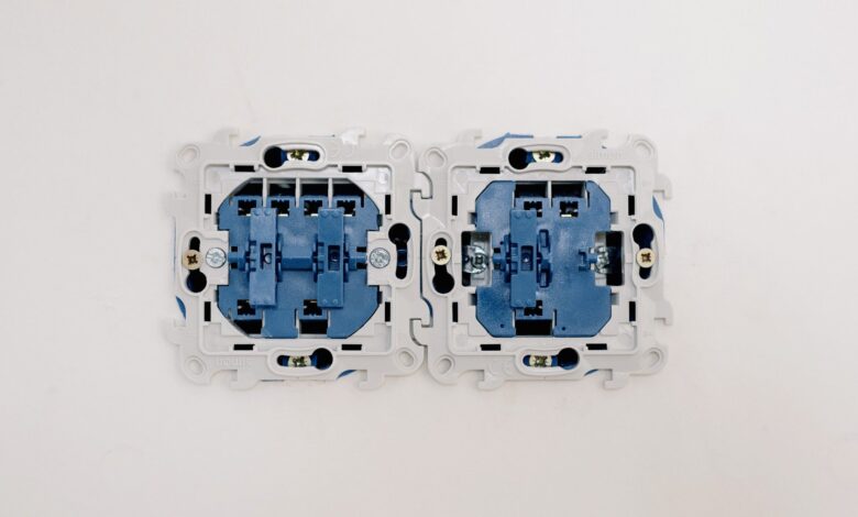 Las partes y componentes de un interruptor 1 Las partes y componentes de un interruptor