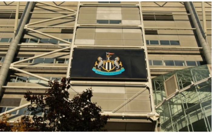 Pide Newcastle a su afición no usar atuendos árabes para no “ofender” | Tuit 1 Pide Newcastle a su aficion no usar atuendos arabes para