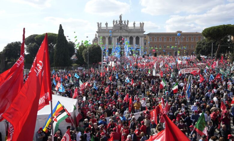 Roma acoge una marcha masiva para condenar el fascismo 1 Roma acoge una marcha masiva para condenar el fascismo
