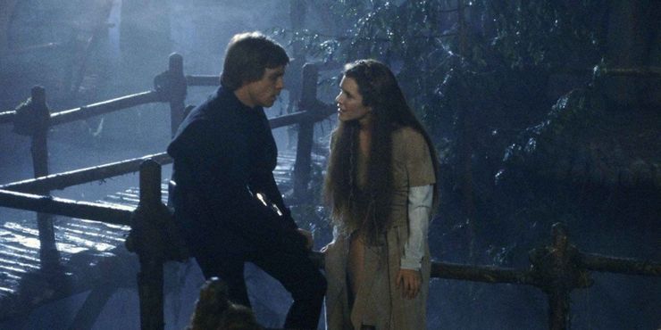 Star Wars: Las 10 mejores cosas que le han pasado a Luke Skywalker 10 1635811929 767 Star Wars 10 mejores atuendos de la trilogia original.5