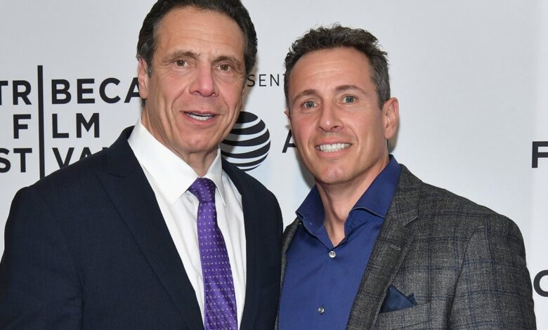 CNN suspende a Chris Cuomo “indefinidamente” después de que transcripciones mostraran su papel como asesor de su hermano 1 CNN suspende a Chris Cuomo “indefinidamente” después de que transcripciones mostraran su papel como asesor de su hermano