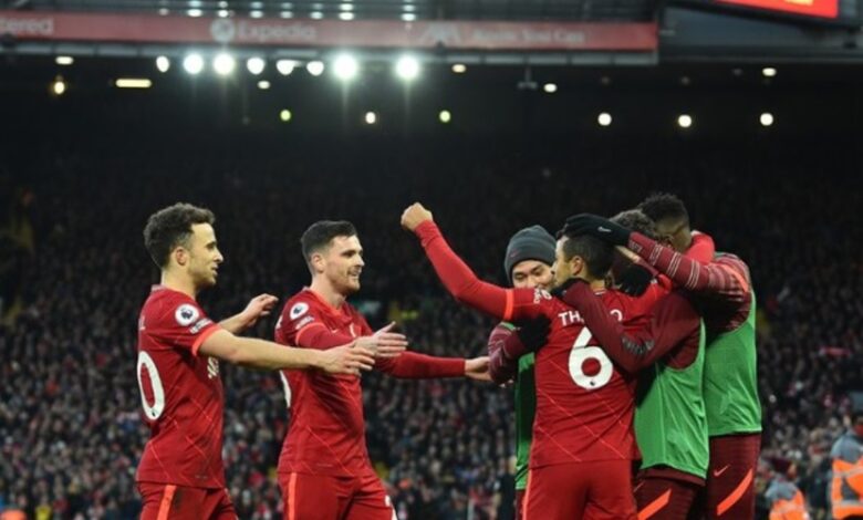 Aprieta Liverpool la pelea por el liderato en la Premier League | Tuit 1 Aprieta Liverpool la pelea por el liderato en la Premier League | Tuit