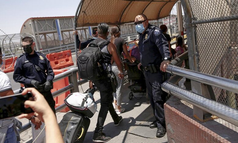 EU y México aún no tienen acuerdo sobre retorno del programa 'Quédate en México': Reuters 1 EU y México aún no tienen acuerdo sobre retorno del programa 'Quédate en México': Reuters