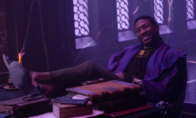 El actor de Kang, Jonathan Majors, no creía que mantener los secretos de Marvel fuera difícil 1 El actor de Kang, Jonathan Majors, no creía que mantener los secretos de Marvel fuera difícil