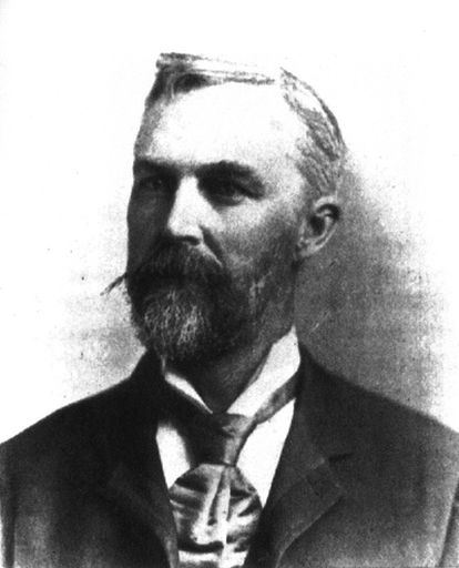 La cruel enfermedad de Huntington: hay esperanza 2 El médico de Long Island (Nueva York) George Huntington descubrió, en 1872, la naturaleza hereditaria de la enfermedad neurodegenerativa que más tarde recibió su nombre, la Corea de Huntington