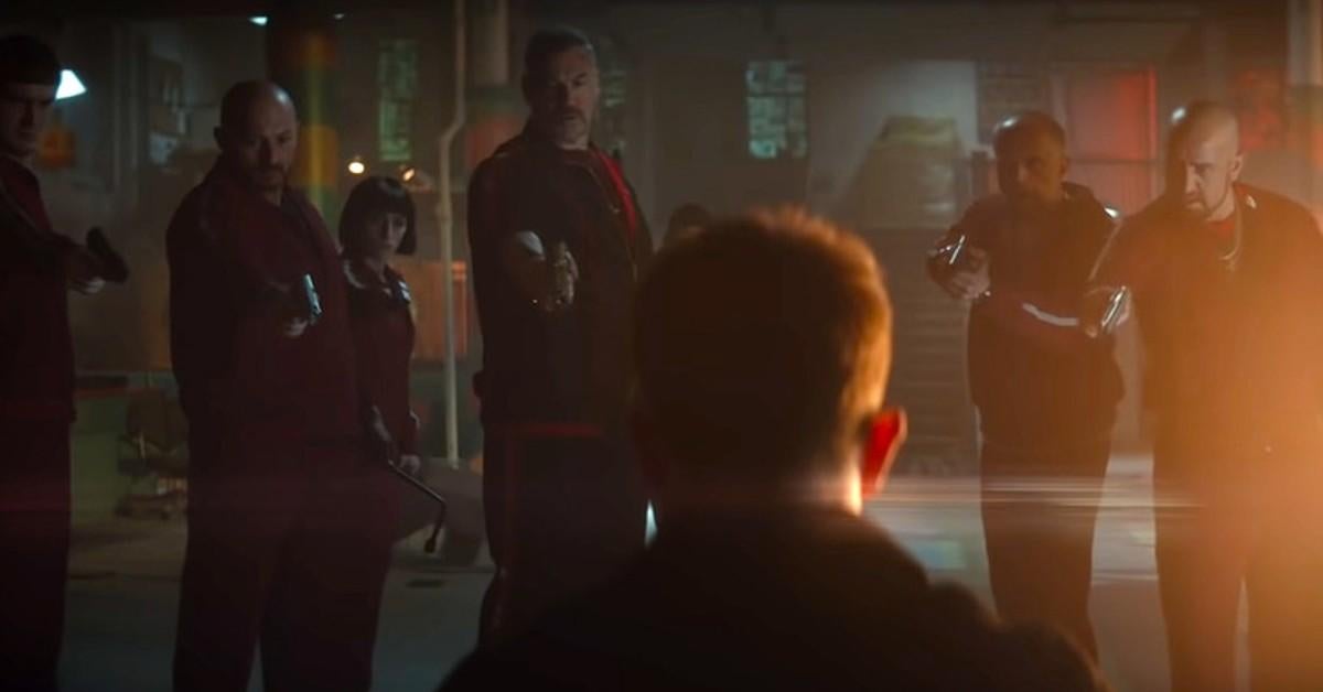 Nueva promoción de Hawkeye rinde homenaje a la mafia del chándal 1 Nueva promocion de Hawkeye rinde homenaje a la mafia del