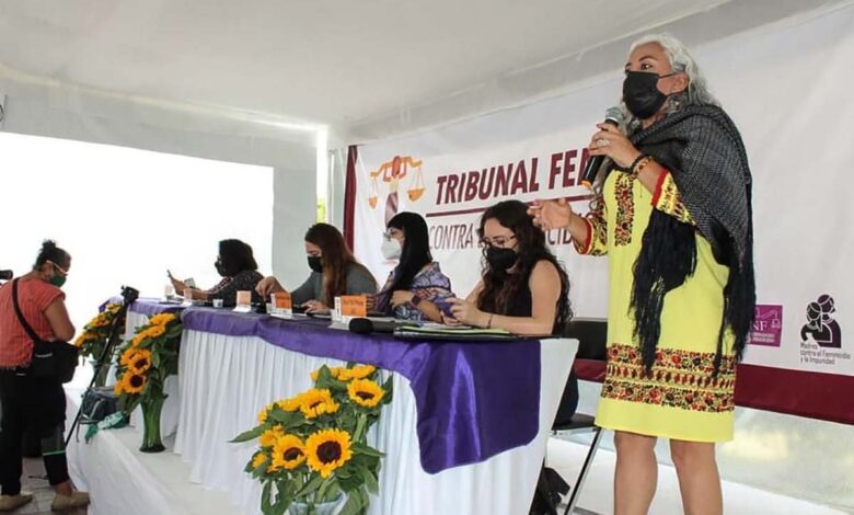 Realizan 'Tribunal Feminista', acto ciudadano contra el feminicidio en Oaxaca