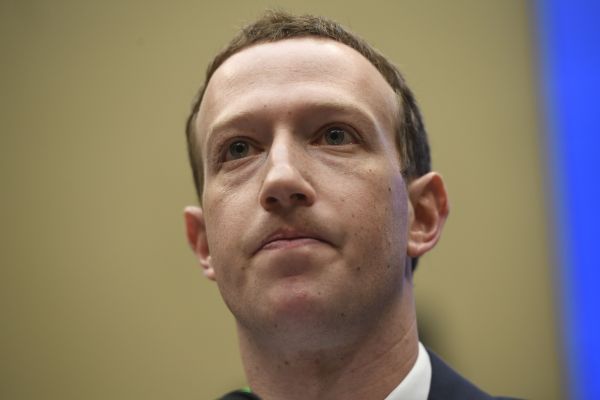 Reino Unido advierte a Facebook que se centre en la seguridad, ya que el ministro prevé sanciones penales más rápidas para los directores ejecutivos de tecnología