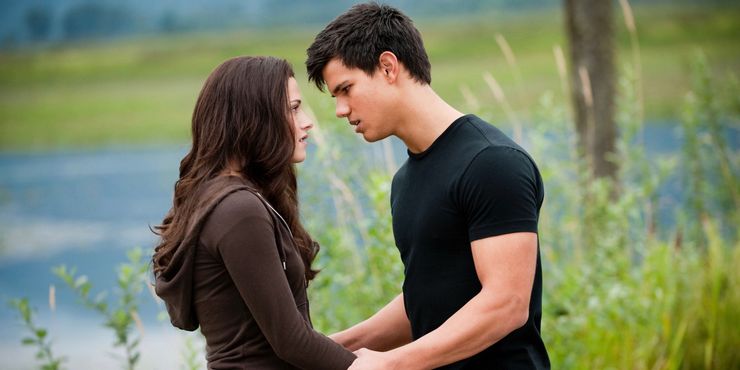 10 cosas que solo los fanáticos de los libros de Crepúsculo saben sobre la rivalidad de Edward con Jacob 9 1642187246 328 10 cosas que solo los fanaticos de los libros de.5