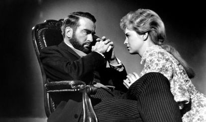 Jean-Paul Sartre, entrevista con la nada 4 Montgomery Clift y Susannah York en 'Freud' (1962), de John Huston.