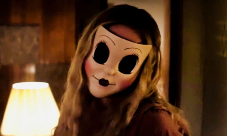 Cómo los extraños 2 desenmascararon y mataron a Dollface 1 Cómo los extraños 2 desenmascararon y mataron a Dollface