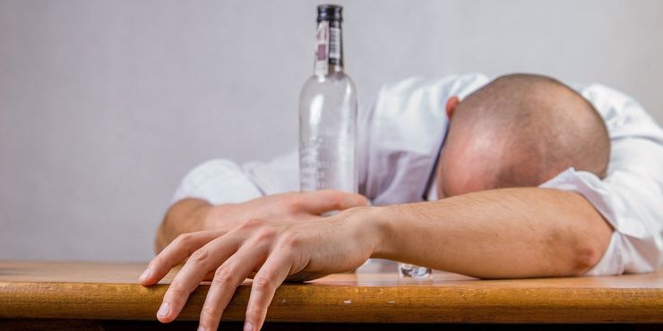 El alcohol puede causar cáncer directamente, afirma un estudio de Bombshell 2 El alcohol puede causar cancer directamente afirma un estudio de.5