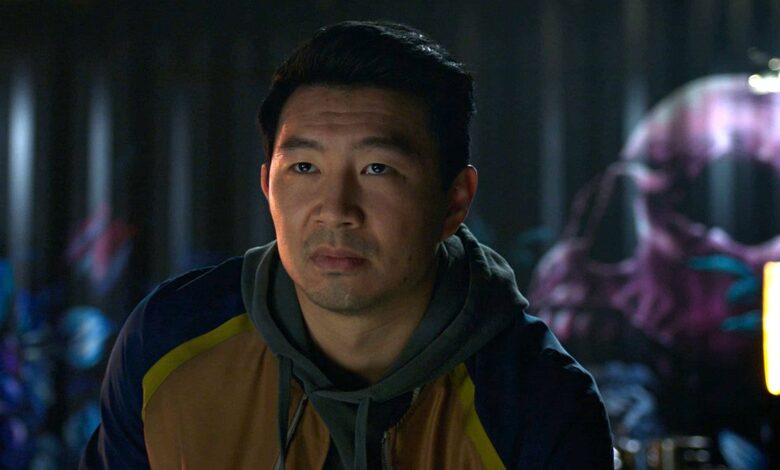 El tweet viral de Shang-Chi de Simu Liu está ahora en una cartelera de Hollywood 1 El tweet viral de Shang-Chi de Simu Liu está ahora en una cartelera de Hollywood