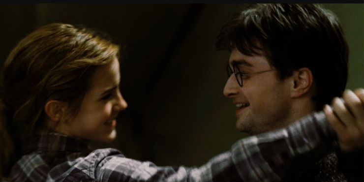 10 cosas que Harry Potter hizo en las películas que nunca haría en los libros 10 Emma Watson tiene razon sobre una de las mejores escenas.5