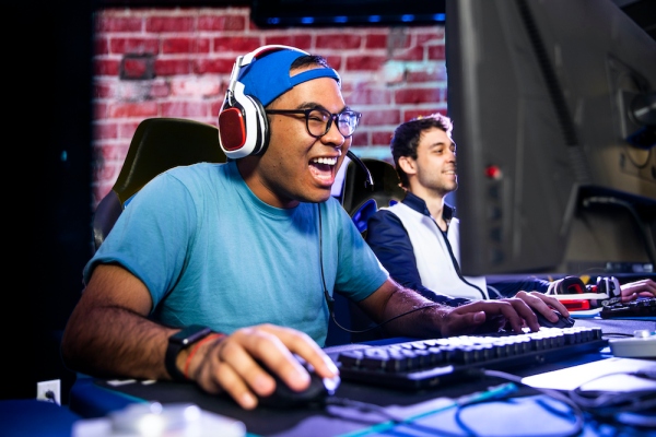 Netflix explora los juegos en la nube mientras busca nuevas contrataciones 1 La startup de fantasía Esports One recauda $ 4 millones más