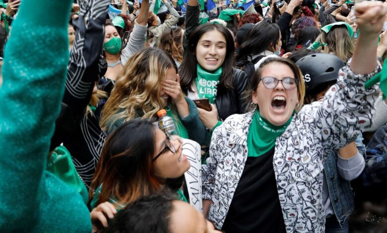 América Latina celebra la despenalización del aborto en Colombia como “un triunfo de las mujeres” 1 America Latina celebra la despenalizacion del aborto en Colombia como