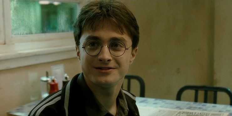 10 cosas que Harry Potter hizo en las películas que nunca haría en los libros 7 1647137000 562 10 cosas que Harry Potter hizo en las peliculas que.5