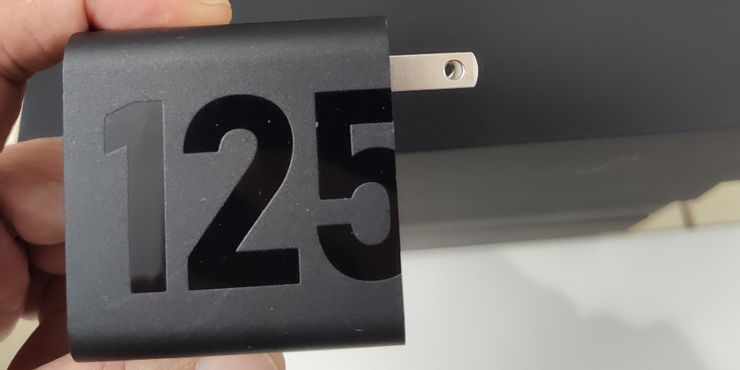 Motorola se burla de la carga de 125 W antes del lanzamiento del buque insignia de Frontier 2 Motorola se burla de la carga de 125 W antes.5