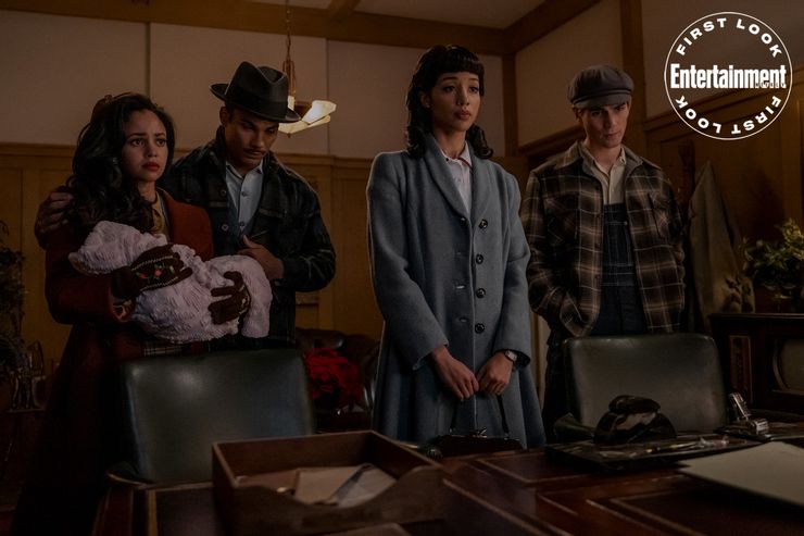 Las imágenes de la temporada 6 de Riverdale revelan el primer vistazo al episodio de viaje en el tiempo 2 Las imagenes de la temporada 6 de Riverdale revelan el.5