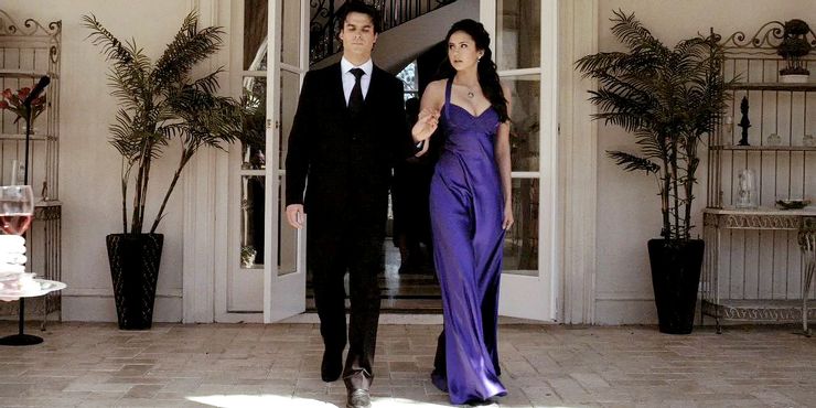 The Vampire Diaries: Los vestidos más icónicos 11 1652840863 266 The Vampire Diaries Los vestidos mas iconicos.5