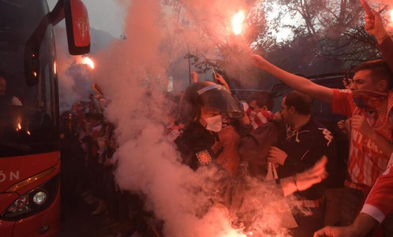 Dos detenidos y dos imputados por agredir a hinchas del Oviedo 1 Dos detenidos y dos imputados por agredir a hinchas del Oviedo