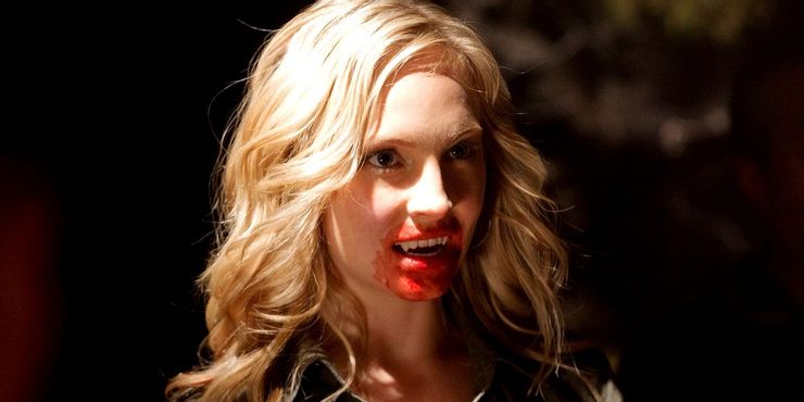 The Vampire Diaries: 10 formas en que Caroline cambió de la temporada 1 a su último episodio 3 The Vampire Diaries 10 formas en que Caroline cambio de.5