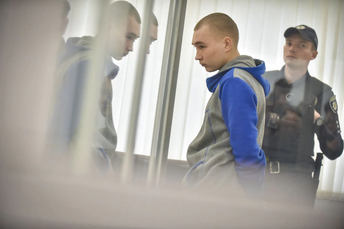 Ucrania condena a cadena perpetua al primer soldado ruso juzgado por crímenes de guerra 1 Ucrania condena a cadena perpetua al primer soldado ruso juzgado por crímenes de guerra
