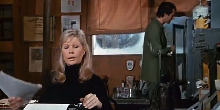 M*A*S*H: 5 relaciones que los fans dejaron atrás (y 5 que rechazaron) 11 1656673966 732 MASH 5 relaciones que los fans dejaron atras y 5.5