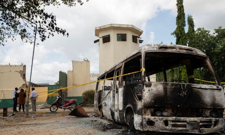 Cientos de yihadistas liberan a más de 800 presos en el asalto a una cárcel en la capital de Nigeria 1 Cientos de yihadistas liberan a más de 800 presos en el asalto a una cárcel en la capital de Nigeria
