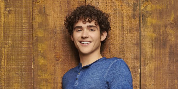 Guía del elenco de la temporada 3 de High School Musical TMTS: personajes nuevos y recurrentes 2 Guia del elenco de la temporada 3 de High School.5