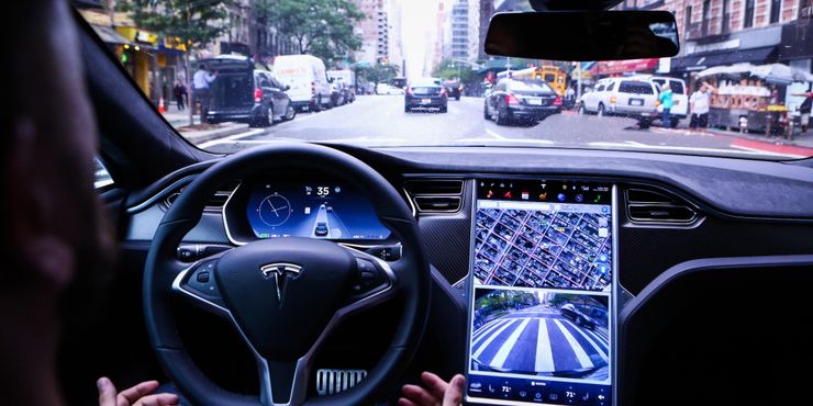 Piloto automático mejorado de Tesla vs. Autoconducción completa: diferencias explicadas 2 Piloto automatico mejorado de Tesla vs Autoconduccion completa diferencias