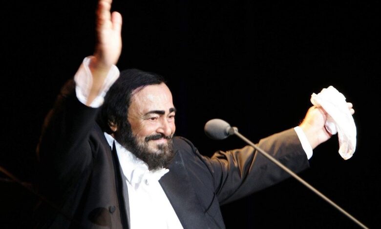 Develan estrella póstuma a Pavarotti en Paseo de la Fama de Hollywood 1 Develan estrella póstuma a Pavarotti en Paseo de la Fama de Hollywood