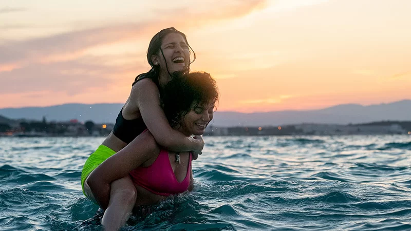 los nadadores netflix película otoño 2022 los nadadores netflix película otoño 2022